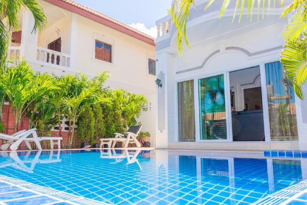 Ratana Villa - Pattaya Holiday House Walking Street 7 Bedrooms Εξωτερικό φωτογραφία